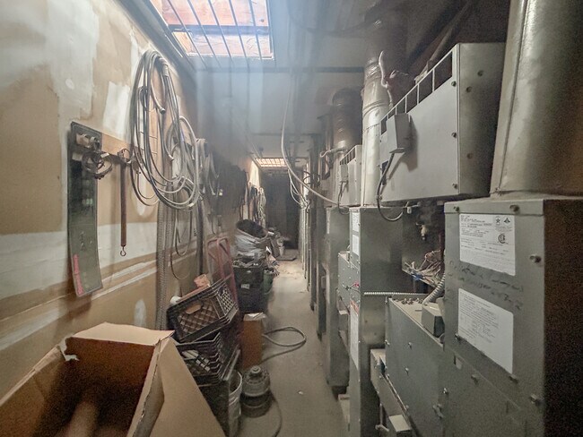 Foto del edificio - 2650 Diamond St