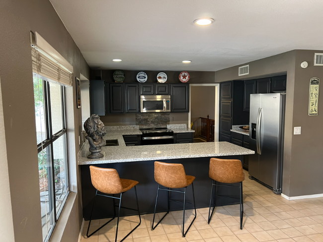 Building Photo - 7402 W Kerry Way