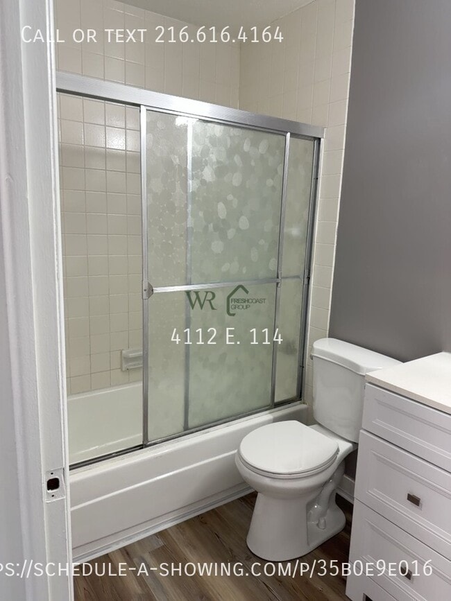 Foto del edificio - 4112 E. 114-