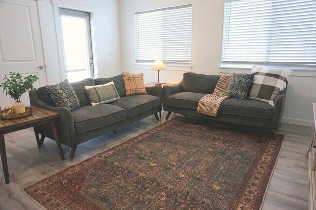 Foto del edificio - 5643 E Bollo St