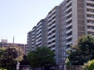 Photo du bâtiment - Bay Mills Place