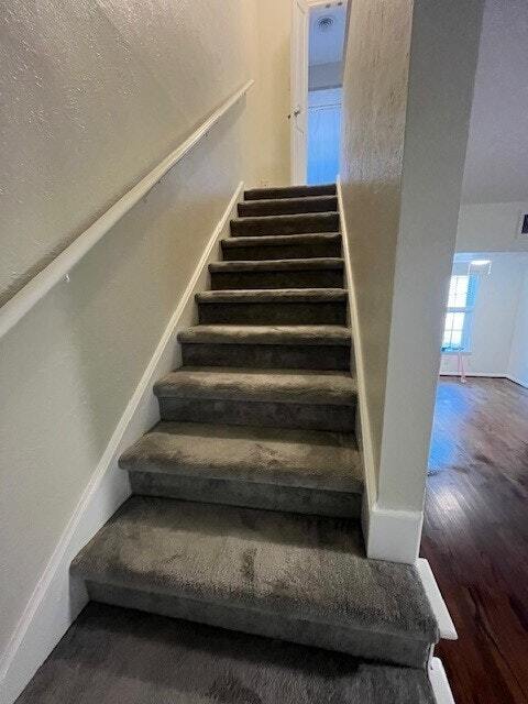 Foto del edificio - 4704 Abbott Ave