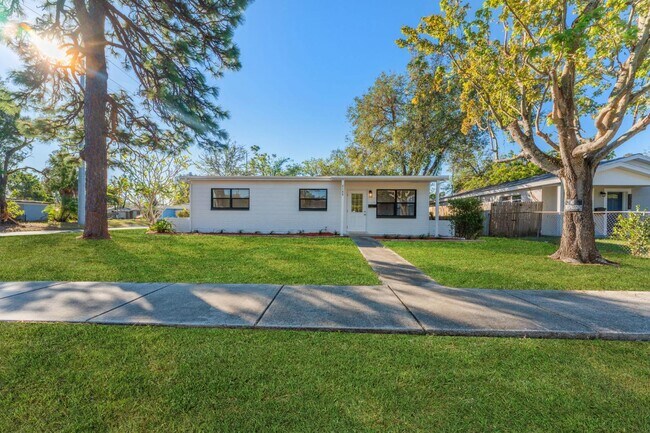 Foto del edificio - 5100 3rd Ave S