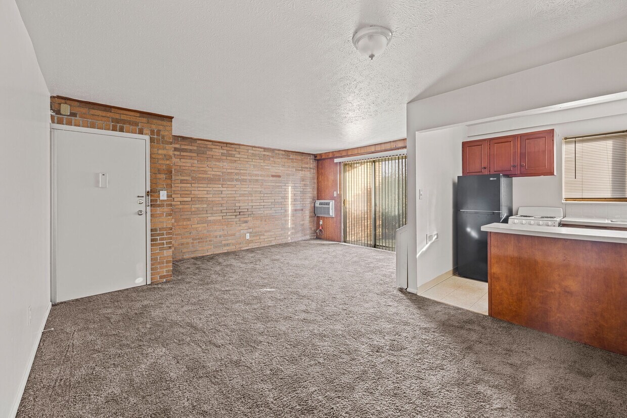 Memorial Heights Apartments in Brooklyn, OH