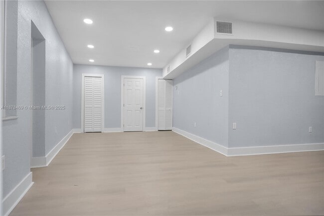 Foto del edificio - 430 SW 15th Rd
