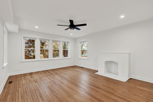 Foto del edificio - 1109 Cleveland St