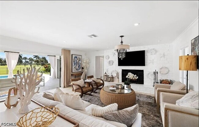 Foto del edificio - 2728 Crayton Rd