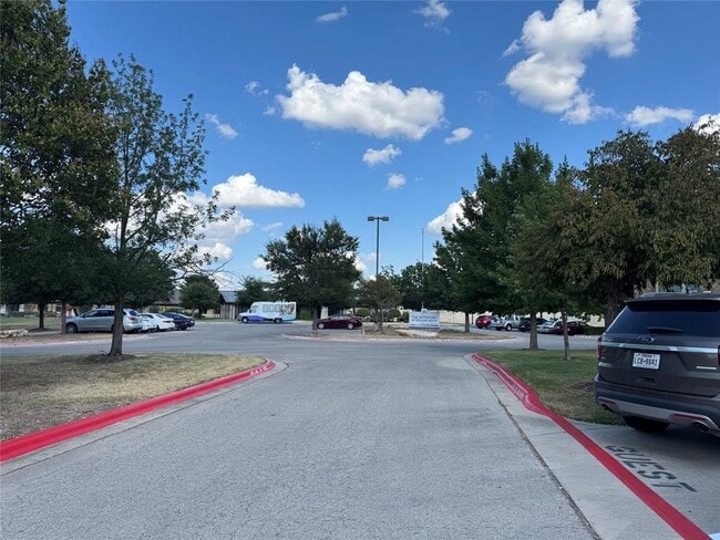 Building Photo - 7220 Wyoming Springs Dr