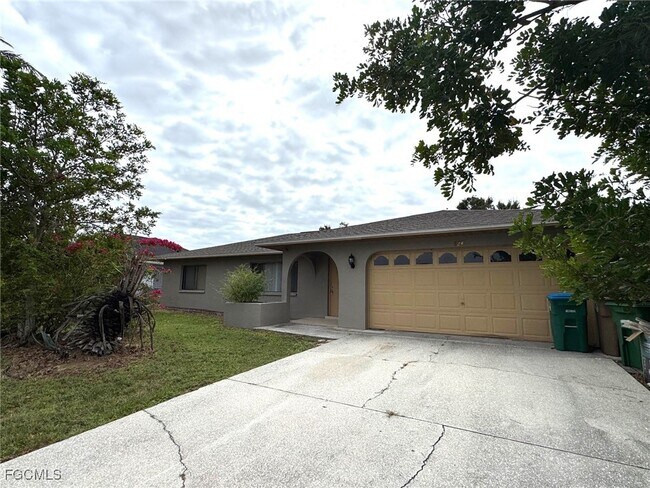 Foto del edificio - 524 SW 25th Terrace