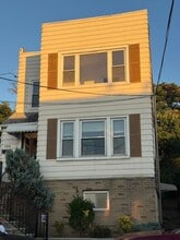 Building Photo - 7506 Cottage Ave