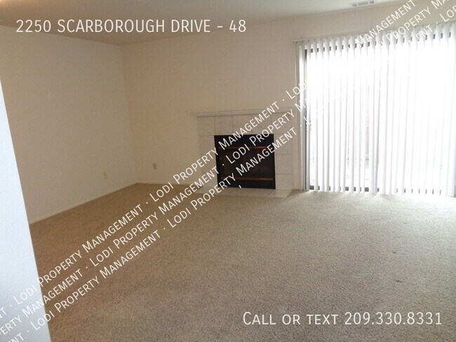 Foto del edificio - 2250 Scarborough Dr