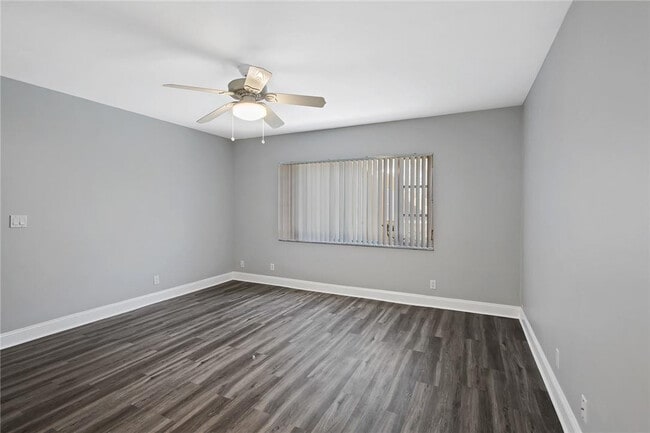 Foto del edificio - 5900 NE 22nd Way