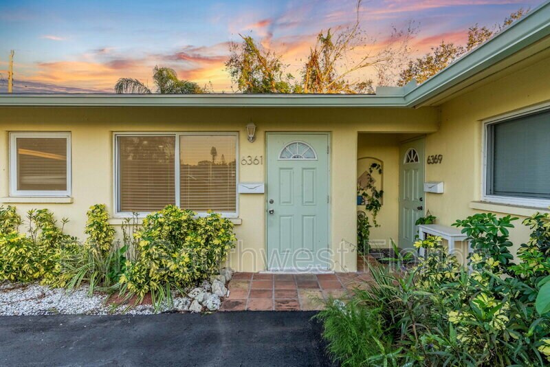 Foto principal - 6369 Gateway Ave