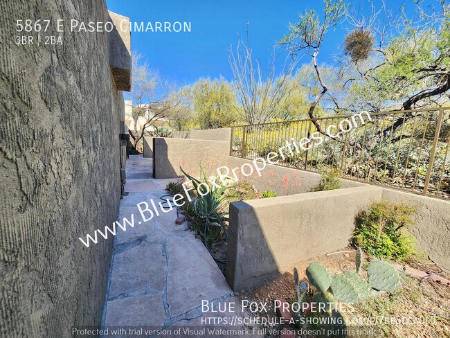 Foto del edificio - 5867 E Paseo Cimarron