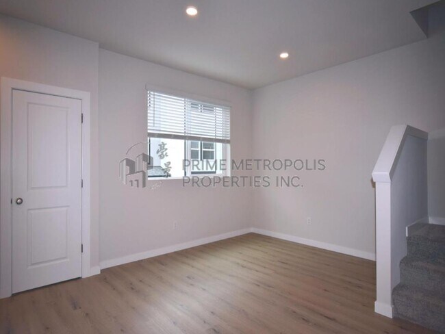 Foto del edificio - 15215 35th Ave W
