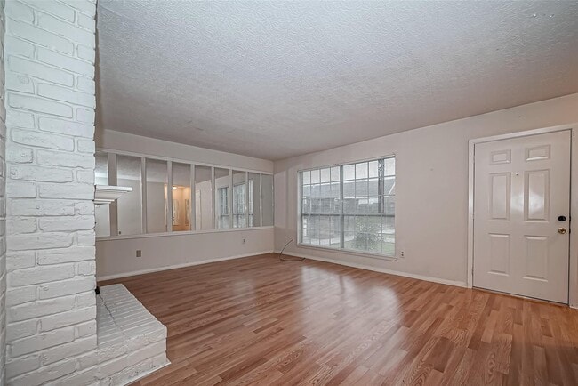Building Photo - 4212 Belle Park Dr