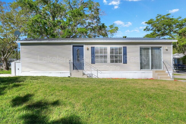 Foto del edificio - 3321 Peachtree Hill Rd