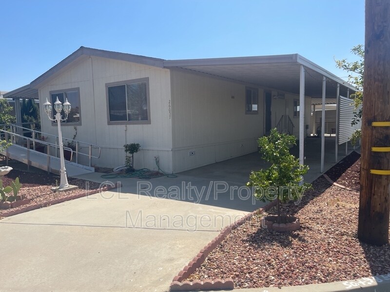 Primary Photo - 26057 Fountain Palm Dr