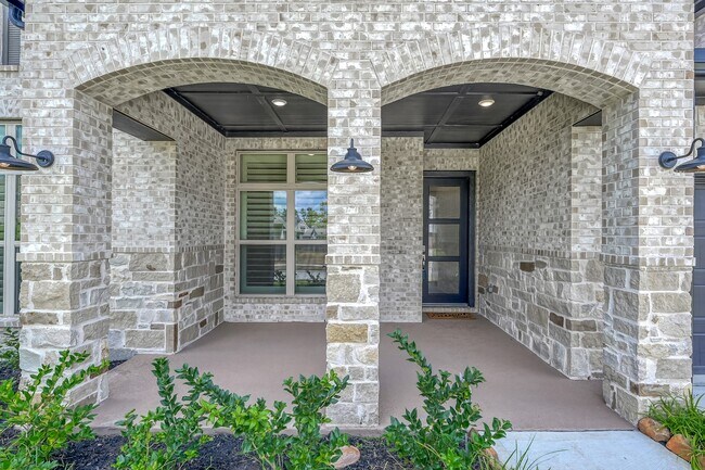 Building Photo - 32336 Noble Crk Dr