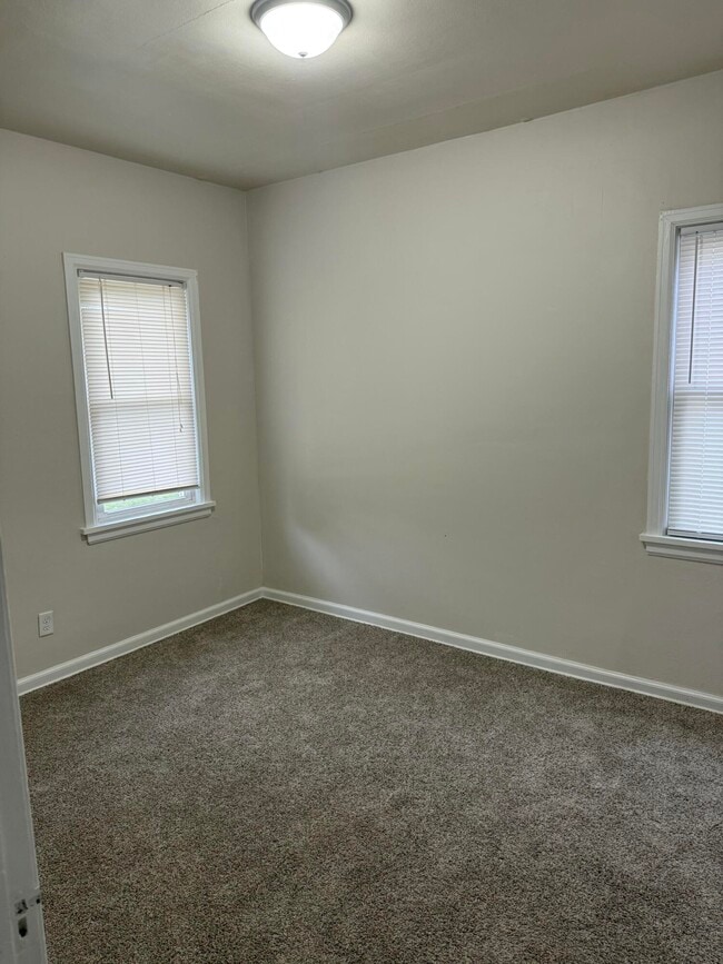 Building Photo - 3107 53rd St