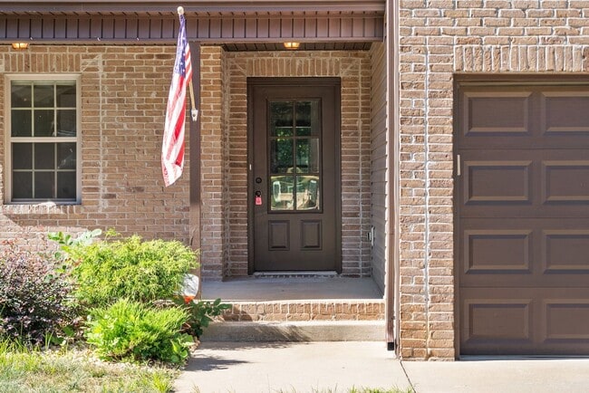 Building Photo - Ready to Call Home Before Thanksgiving- St...