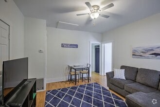 Building Photo - 3314 Jackson St