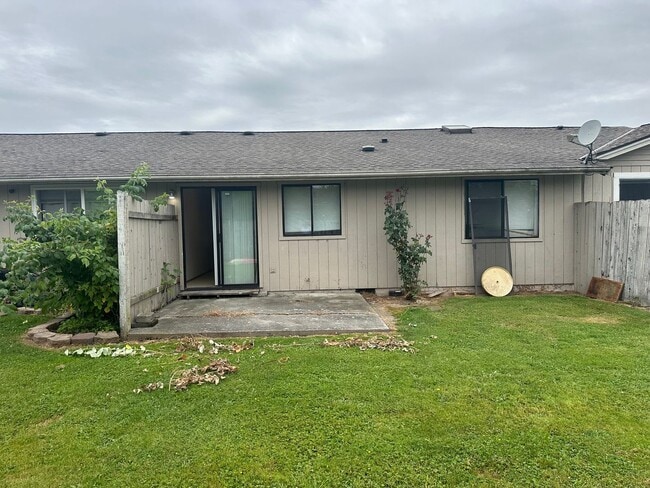 Building Photo - Mount Vernon 2 Bedroom with Garage