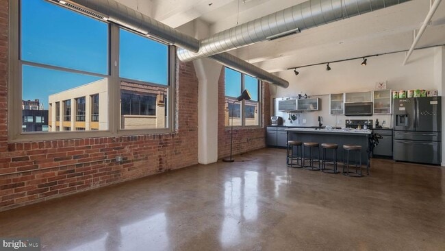 Building Photo - 444 N 4th St