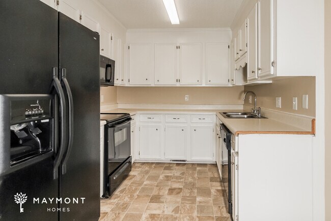 Building Photo - Cozy Home in Elgin, SC
