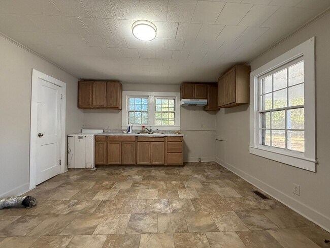 Foto del edificio - 2 Bedroom/1 Bath Home in Wadesboro
