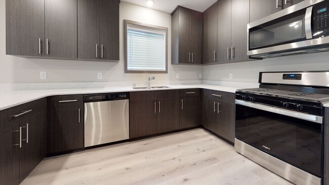 Foto del edificio - 826 20th Ave SE