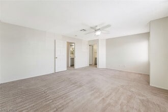 Building Photo - 9888 Sparrow Ridge Ave