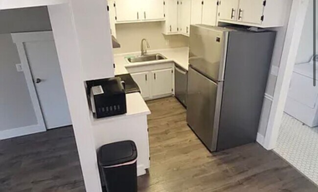 Foto del edificio - 2 Bedroom Townhome in Taylorsville