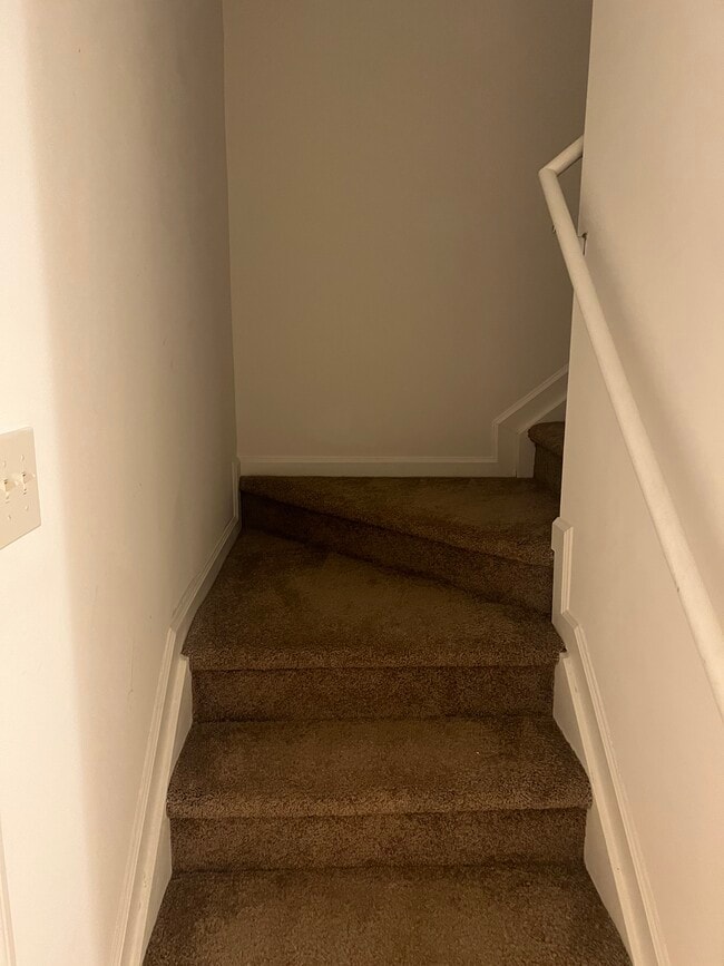 Stairs to loft - 817 Canyon Ridge Rd