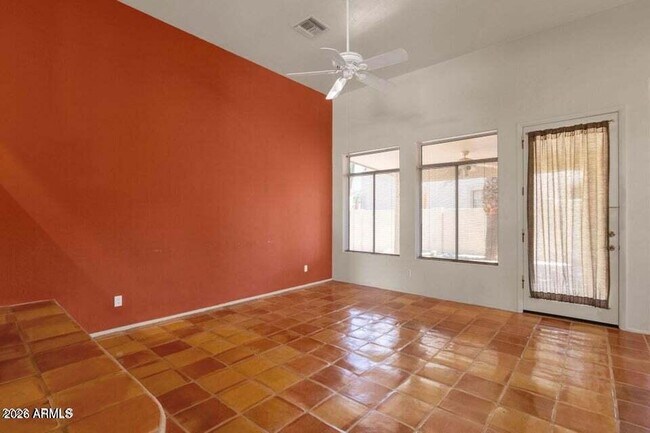 Foto del edificio - 3001 E Redfield Rd