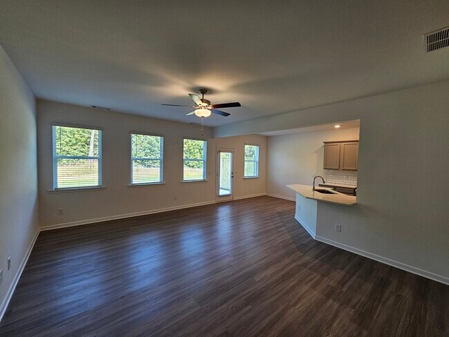 Foto del edificio - 38 Sepia Oak Dr