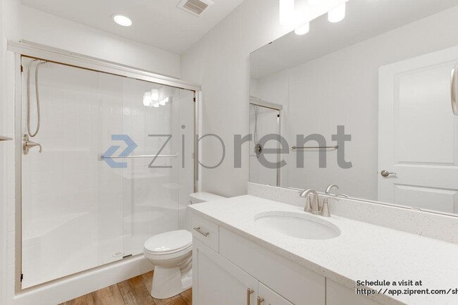 Foto del edificio - 23831 5th Ave SE