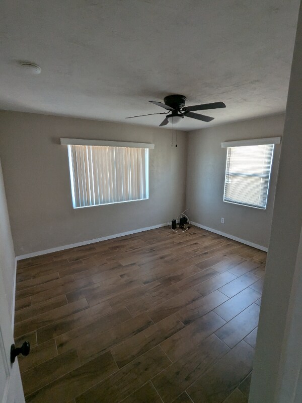 Foto del edificio - 1532 Edwards St