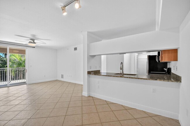 Foto del edificio - 6511 Emerald Dunes Dr