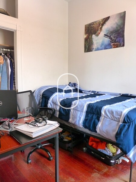 Foto del edificio - 1536 Tremont St