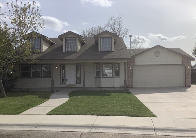 Building Photo - 7459 Newbrook Dr