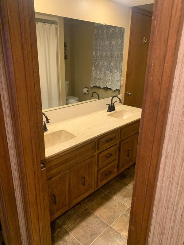 Foto del edificio - 2036 Marc Ave