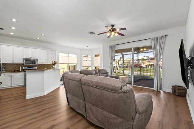 Foto del edificio - 11065 Stone Creek St