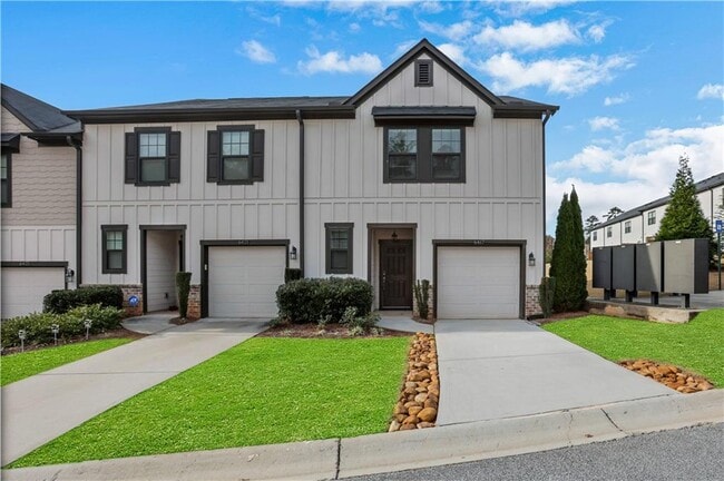 Building Photo - 6417 Mountain Home Way