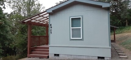 Building Photo - 6905 SW Mill Rd