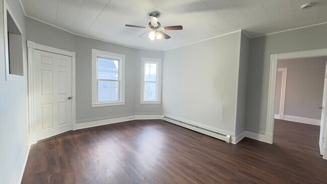 dormitorio 2 - 150 Pleasant St