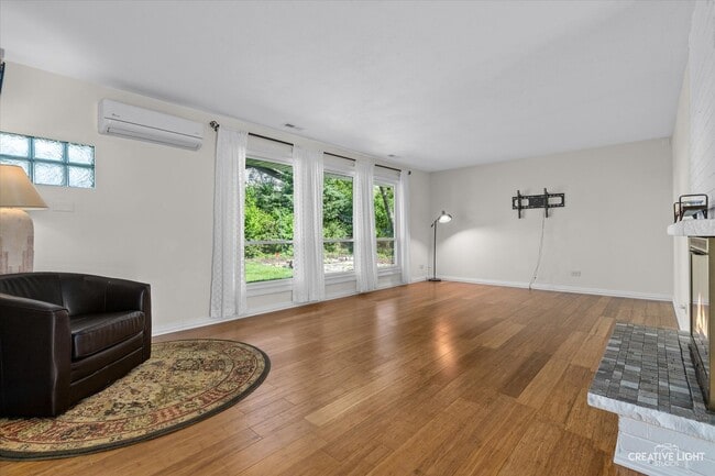 Building Photo - 121 Westover Ct