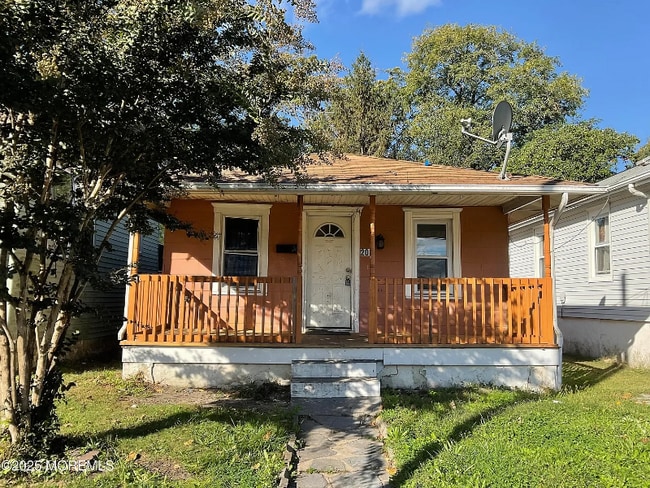 Building Photo - 207 Drummond Ave