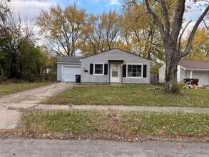 Building Photo - 3747 Barbarosa Dr