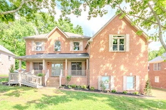 Building Photo - 812 Walden Way